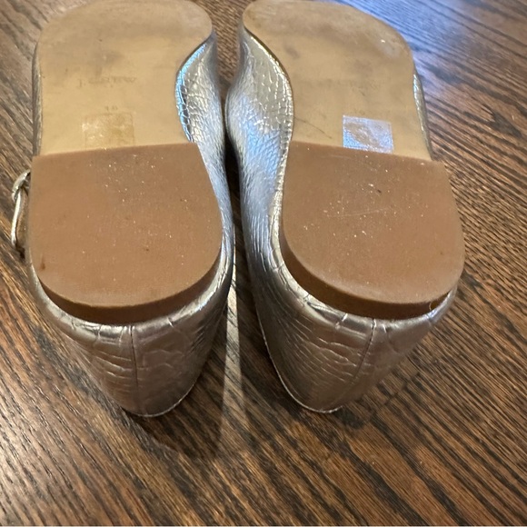 J.Crew Crocodile Embossed Faux Leather Silver Mary Jane Flats, Size 10 - Picture 4 of 5